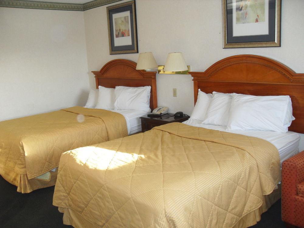 Days Inn By Wyndham Maumee/Toledo Eksteriør bilde