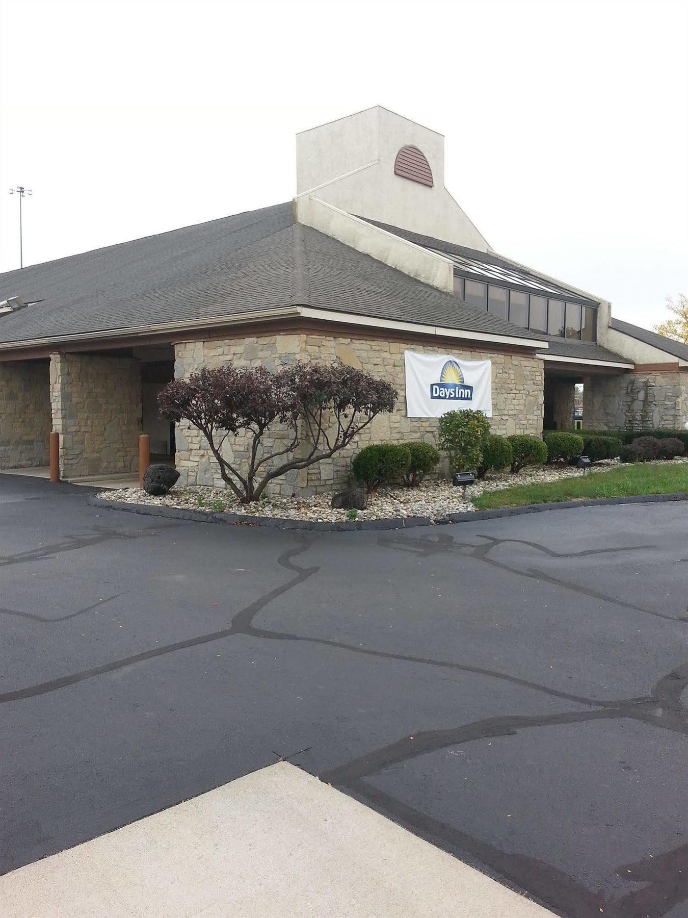 Days Inn By Wyndham Maumee/Toledo Eksteriør bilde